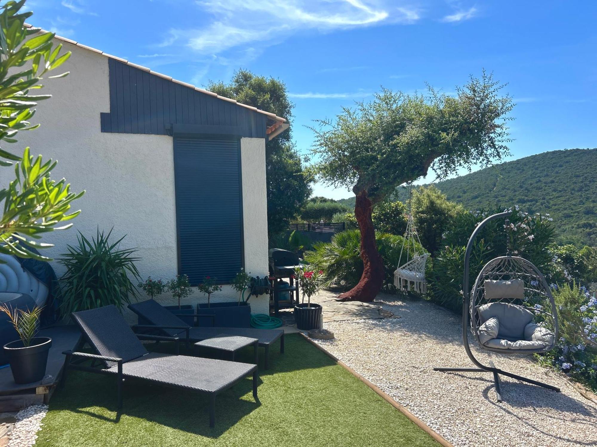 Belle Chambre Privee Avec Le Jardin Privatif Et Le Jacuzzi 滨海卡瓦莱尔 外观 照片